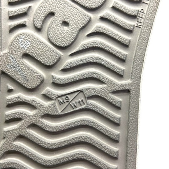 Native - Jefferson Grey And White Lightweight Water Shoe Size M 9 And W11 - Picture 9 of 15